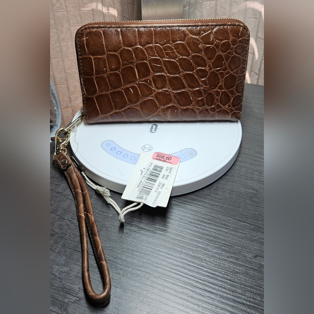 Fossil Wristlet